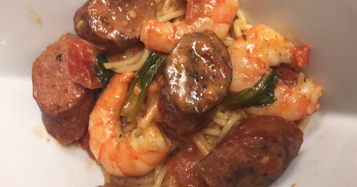 Cajun shrimp and smoked sausage pasta Recipe by Angelinescucina - Cookpad