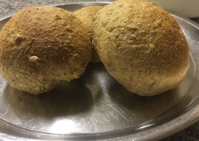 Resep Wholewheat dinner rolls