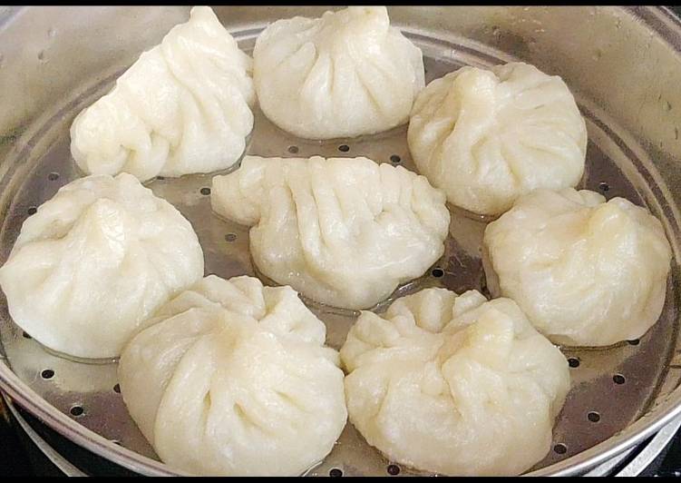 Chicken Momos Recipe By Shaheen Syed Cookpad India