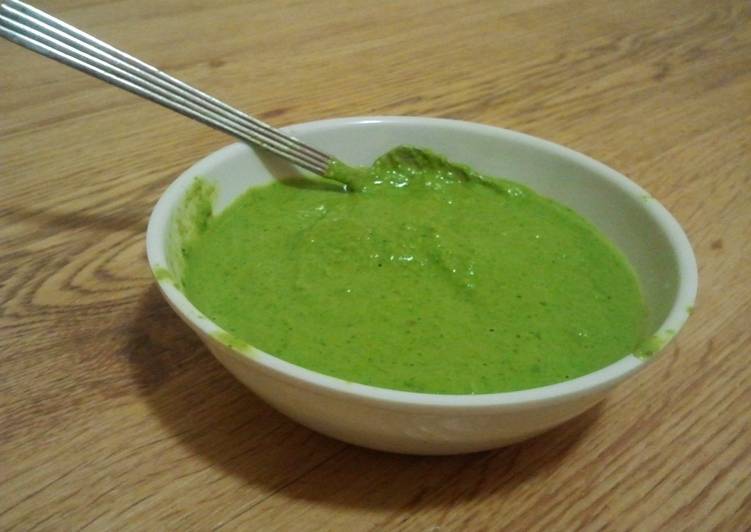 Green Chutney (Coriander flavored Sauce) Recipe by Shivani Nair ...