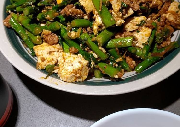 Chili tofu, asparagus, and pork stir fry