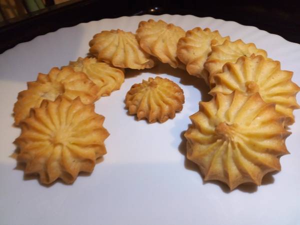 Piped cookies