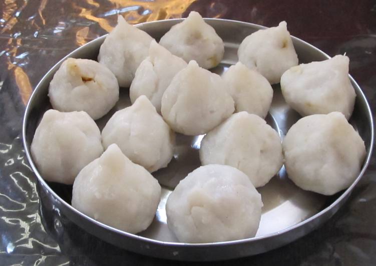 Vella Kozhukattai (Sweet Modak) Recipe by Meenakshy Ramachandran ...