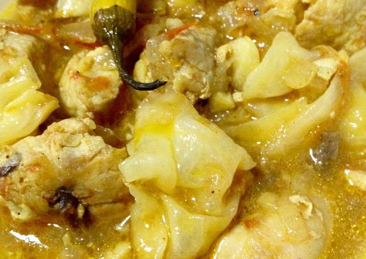 Chicken & Cabbage in Tomato Curry Broth Quick cooking Recipe by