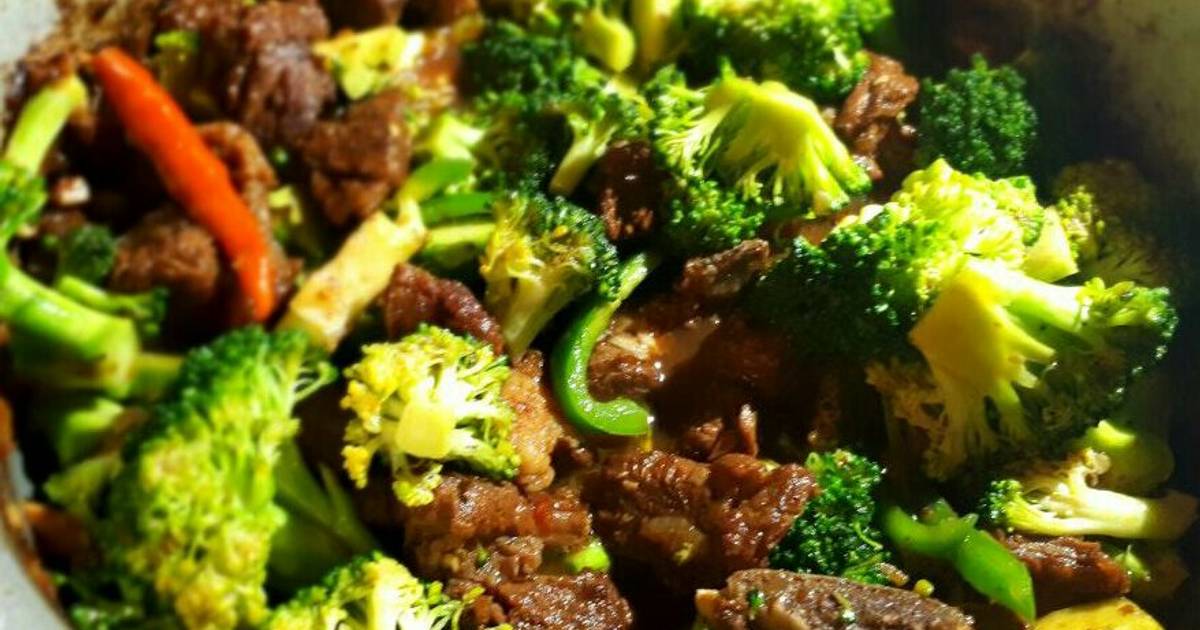Broccoli with beef stew Recipe by Juliet - Cookpad