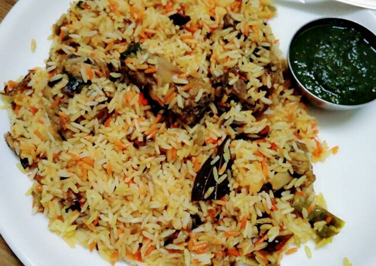 Chicken biryani with green coriander chutney Recipe by jyoti prasad ...