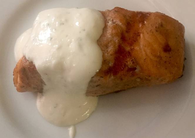 Resep Grilled salmon with creamy horseradish sauce Resep Grilled salmon with creamy horseradish sauce