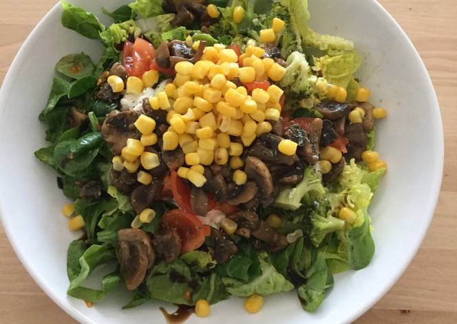 Resep Salad with corn & mushrooms Resep Salad with corn & mushrooms
