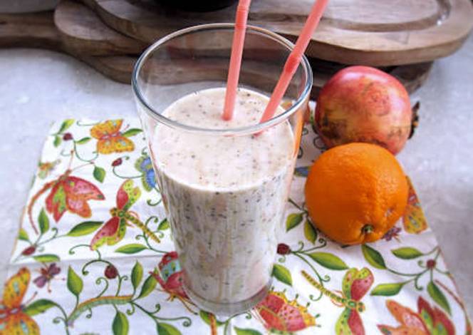 Resep Banana, oats and almond milk smoothie