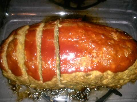 Easy Pleasing Meatloaf Recipe by Carolyn  Cookpad