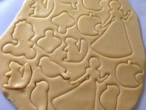 Easy and Tasty Cookie Cutter Cookies Made with Pancake Mix ...