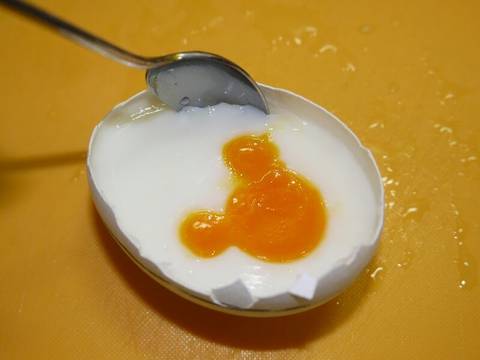 Mickey Mouse Shaped Boiled Egg Recipe by cookpad.japan - Cookpad