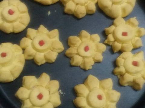 Tutti frutti flower cookies recipe step 10 photo