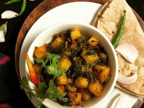 Paneer Kulfa Saag Stir Fry recipe step 7 photo