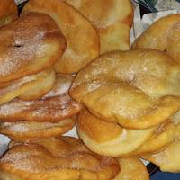 Tortas Fritas con Levadura