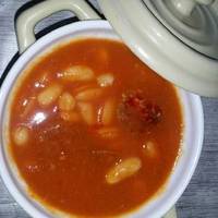 Alubias Blancas con Chorizo