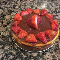 Tarta de fresas con galletas María