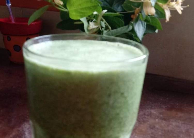 Smoothie verde para desayunar