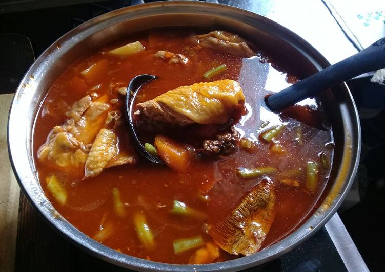 
    Caldo Tlalpeño
  