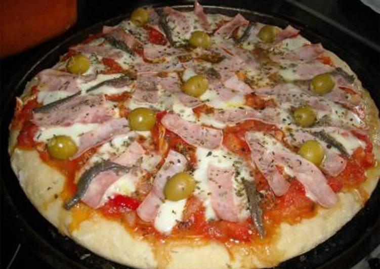 Pizza Casera Con Masa Precocida