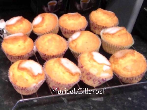 Magdalenas de nata y magdalenas de nata y chocolate