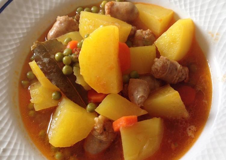 Guiso de salchichas con patatas Receta de Maria A. Cookpad Guiso de salchichas con patatas Receta de Maria A. Cookpad