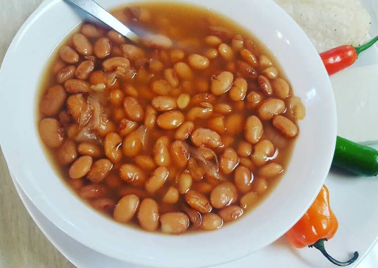 frijoles de la olla in english