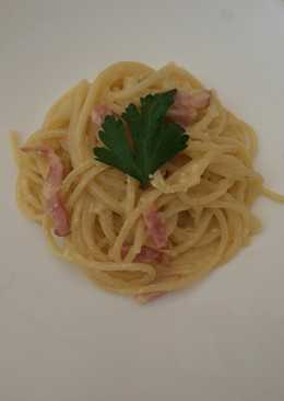 Spaguettis a la carbonara