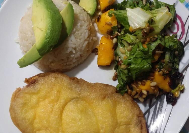 
    Nopales rellenos y capeados
  
