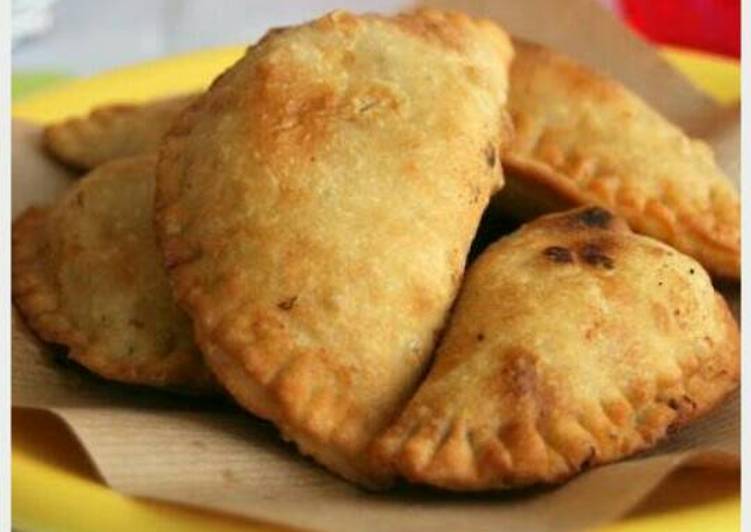 Empanadas De Pollo