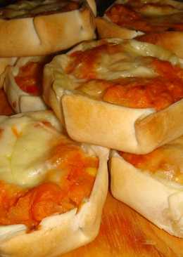 Resultado de imagen para Empanadas de zapallo, albahaca y queso.