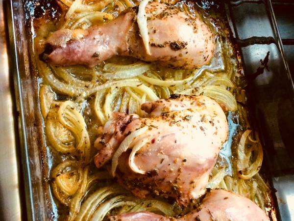 Pollo al horno 🍗🍋enmantequillado y adobado con limón