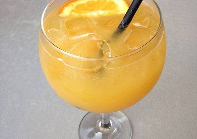 Jugo De Naranja Y Maracuyá Receta De Chef Diosa Cookpad 4409