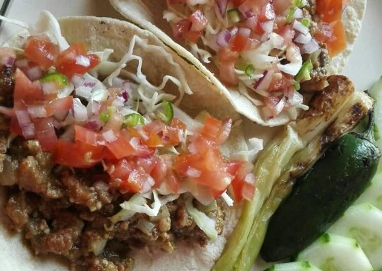 Tacos de Chicharrón en salsa verde Receta de Hanna Hurtado ⭐ Cookpad