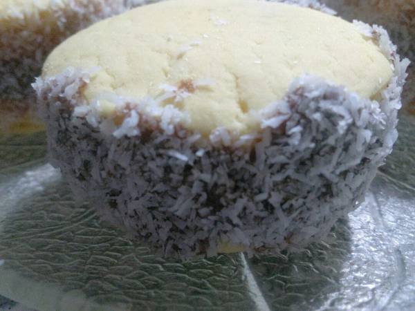Alfajor de Maicena con aceite, económico relleno con crema de 🍫