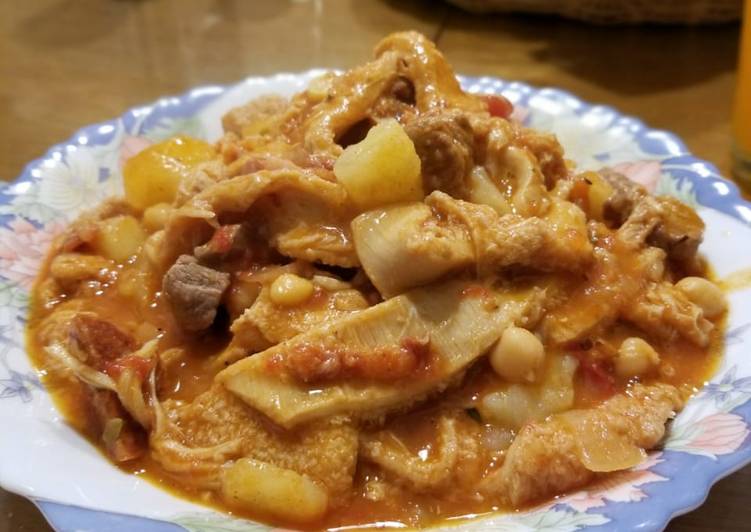 Best guiso de mondongo near me