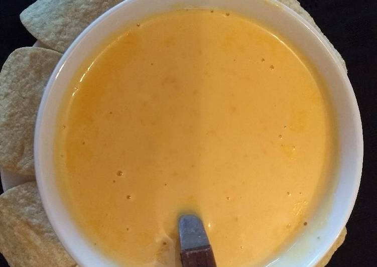 Salsa de queso cheddar para nachos Receta de Lorena Bertoni 😋 Cookpad