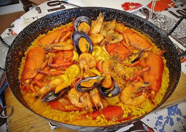 Paella de bogavante en fuego de leña Receta de josevillalta Cookpad