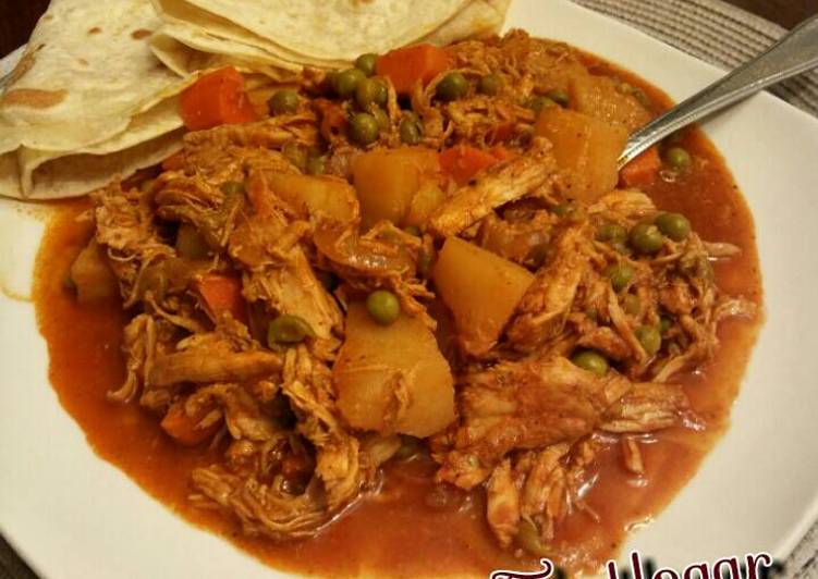 Picadillo De Pollo En Guajillo 😋😋 Receta De Mary S Cuellar💓Sazonando Tu ...