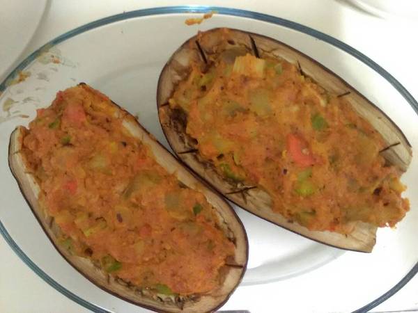 Berenjenas rellenas de avena y verduras