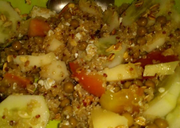 
          Ensalada de quinoa
        