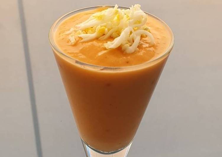 
    Salmorejo Alicantino
  