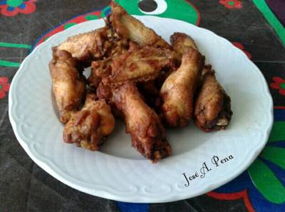 Alitas de pollo adobadas