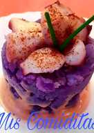 Puré de patatas violeta con pulpo cocido y ali-oli de pimentón