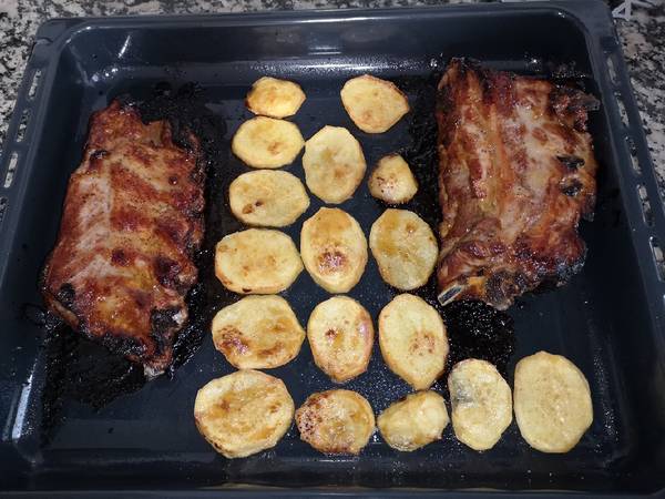 Costillas de cerdo a la miel y mostaza