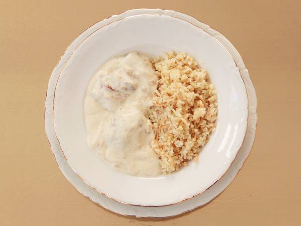 Shakrieh con laban y bulgur