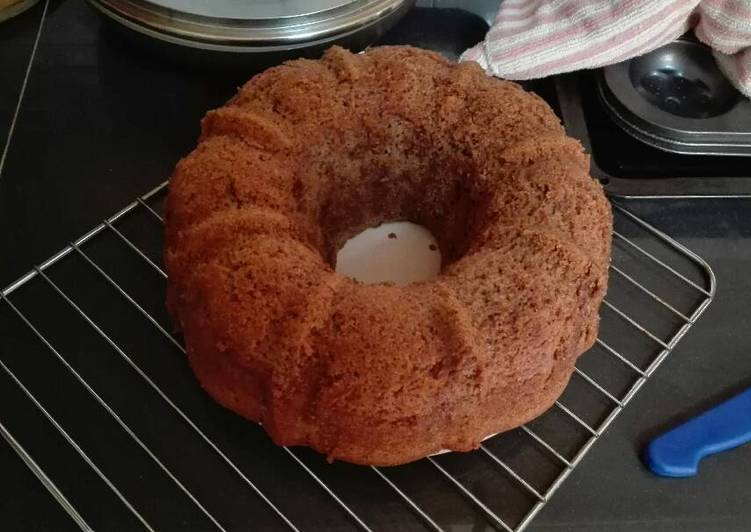 Bizcocho de chocolate con yogur sin gluten Receta de Carmen Escribano