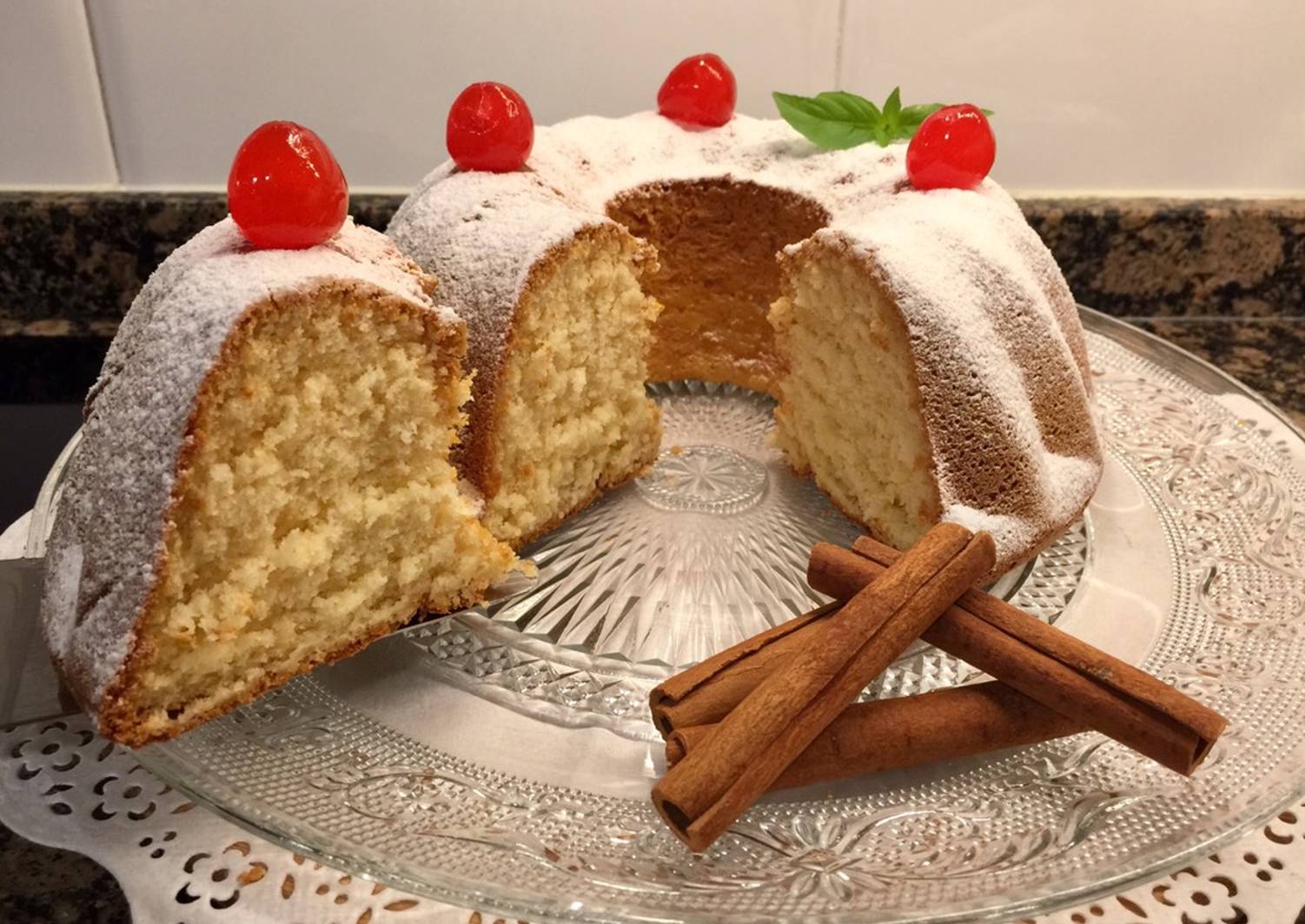 Bizcocho de chocolate blanco, sin gluten Receta de