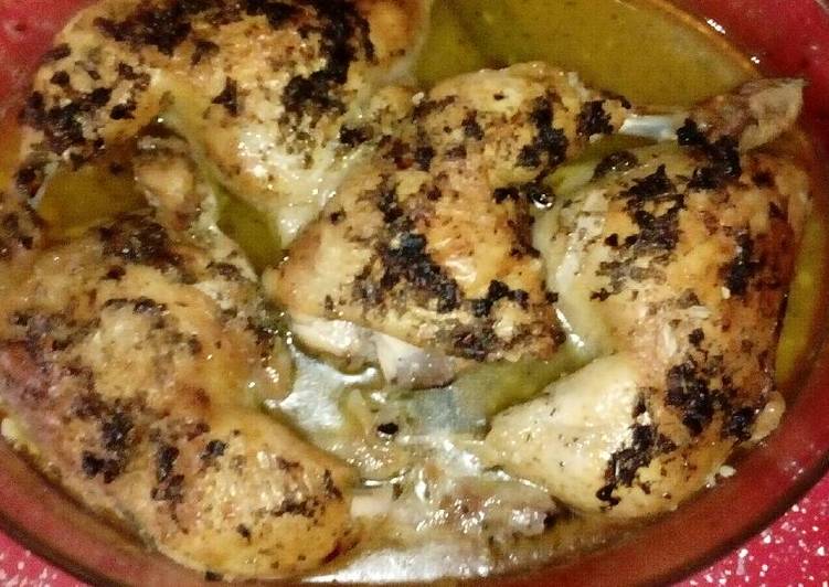Cuartos traseros de pollo asados en salsa de limón y tomillo Receta ... Cuartos traseros de pollo asados en salsa de limón y tomillo Receta ...