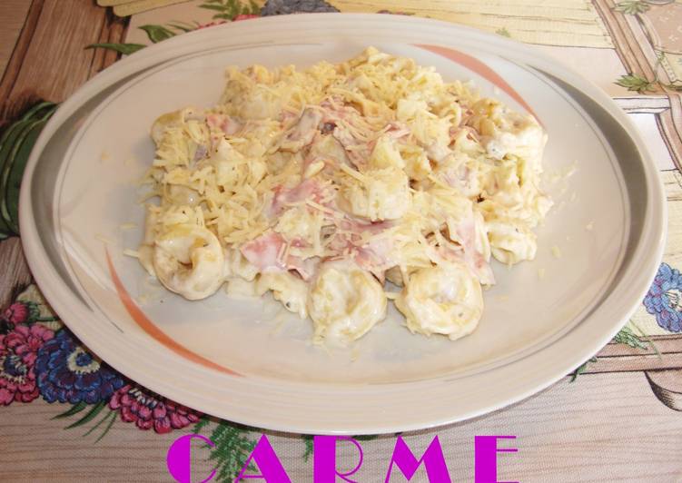 Tortellini con jamón y crema de leche Receta de carme castillo Cookpad